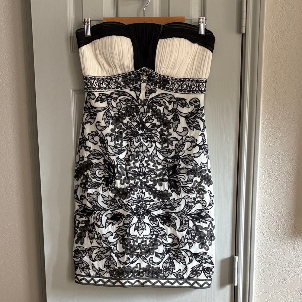 Elegant Black and White Strapless Dress